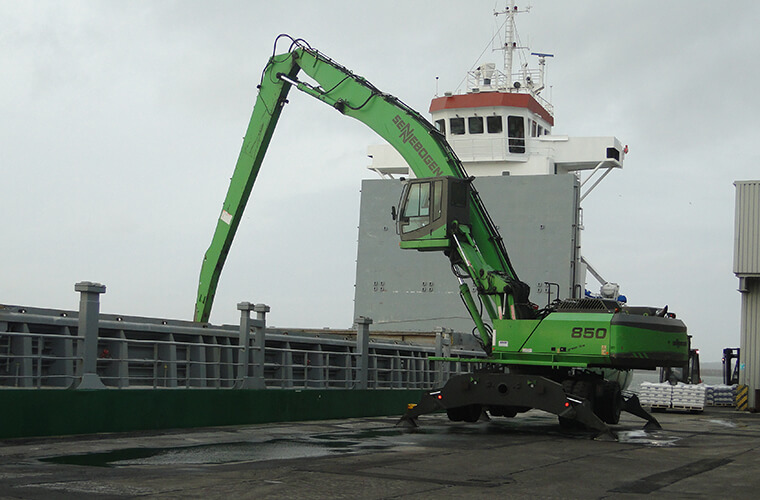 Dry cargo sea transport Gdynia Poland - Arion Shipping